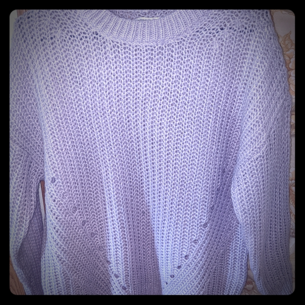 BOGO***American Eagle Sweater size Small